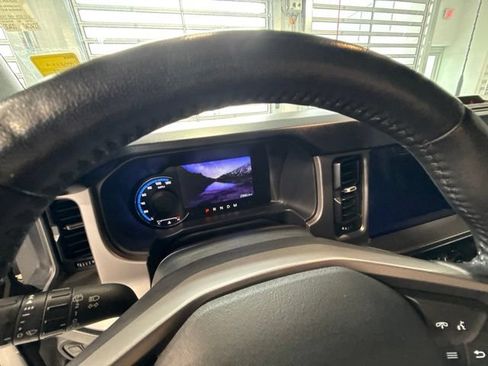 Used 2022 Ford Bronco Outer Banks AWD/4WD image 9