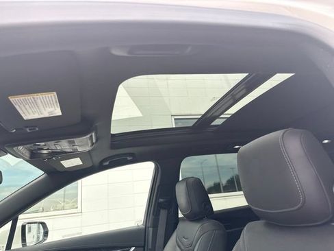 Used 2022 Cadillac XT6 Premium Luxury AWD/4WD image 23
