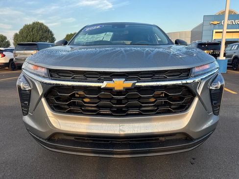 New 2026 Chevrolet Trax LS w/ Driver Confidence Package FWD image 10