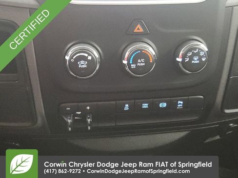 Used 2018 RAM 3500 Tradesman w/ Chrome Appearance Group RWD image 16