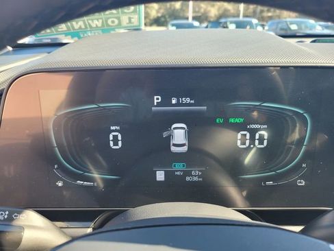 Used 2025 Kia Niro EX image 29