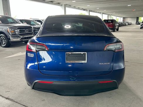 Used 2021 Tesla Model Y Performance image 5