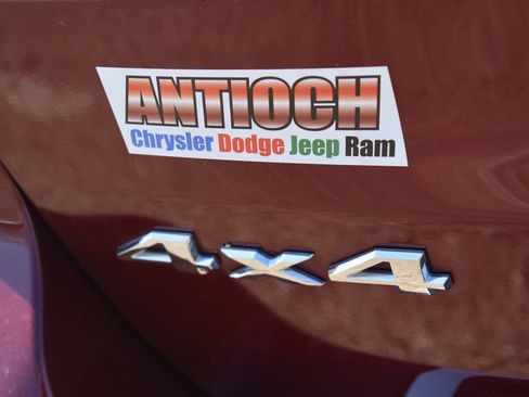 Used 2022 Jeep Grand Cherokee Limited image 21