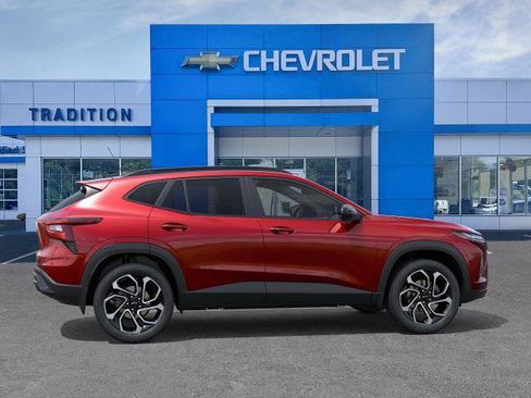 New 2026 Chevrolet Trax RS w/ Driver Confidence Package image 5