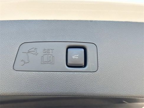 New 2025 Lincoln Corsair Reserve w/ Jet Appearance Package image 13