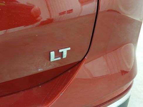 Used 2020 Chevrolet Equinox LT image 33