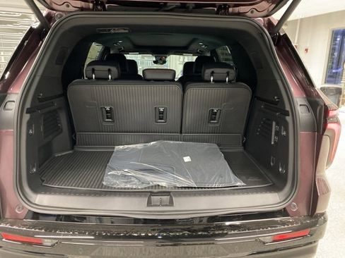 New 2026 Chevrolet Traverse RS w/ LPO, Floor Liner Package image 7