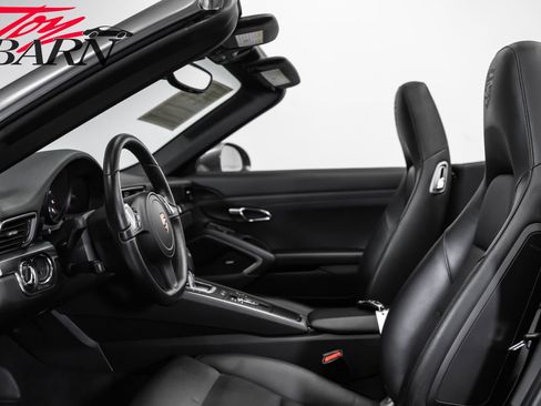 Used 2016 Porsche 911 Carrera 4 AWD/4WD image 33