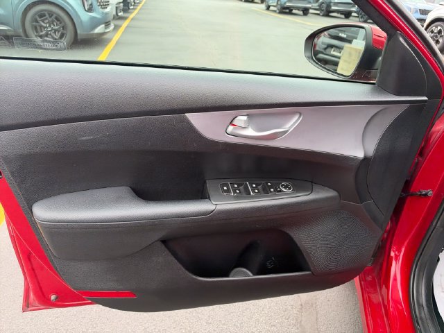 Used 2024 Kia Forte LXS FWD image 13