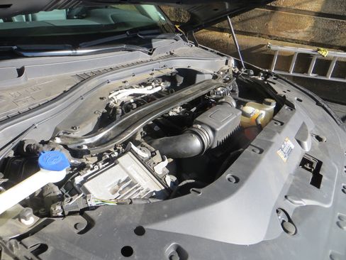 Used 2024 Lincoln Aviator AWD image 6