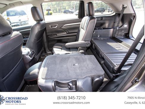 Used 2019 Toyota Highlander SE AWD/4WD image 38