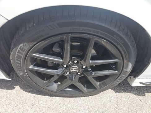 Used 2023 Honda Civic Sport image 10