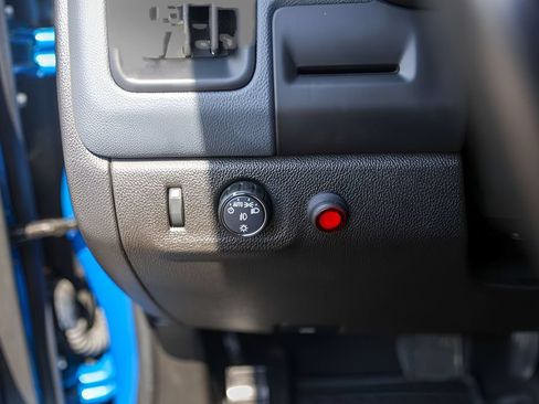 Used 2022 Chevrolet Colorado Z71 RWD image 15