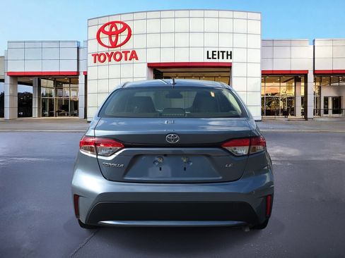 Used 2022 Toyota Corolla LE w/ LE Convenience Package image 6