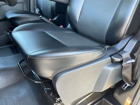 Used 2020 Ford Transit 250 Medium Roof AWD w/ Load Area Protection Package image 40