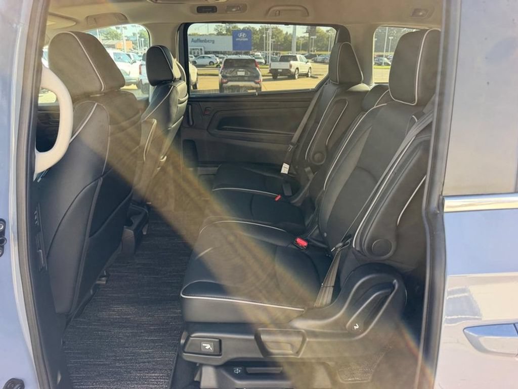 New 2027 Honda Odyssey Touring image 10
