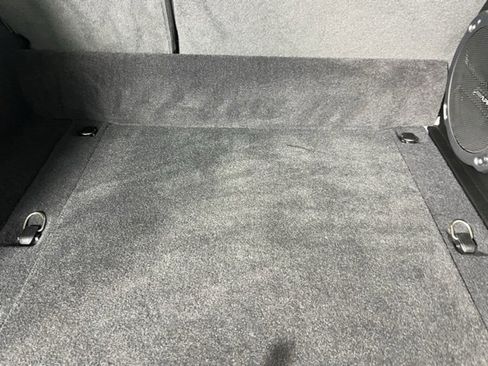 Used 2022 Jeep Wrangler Unlimited Sahara image 33