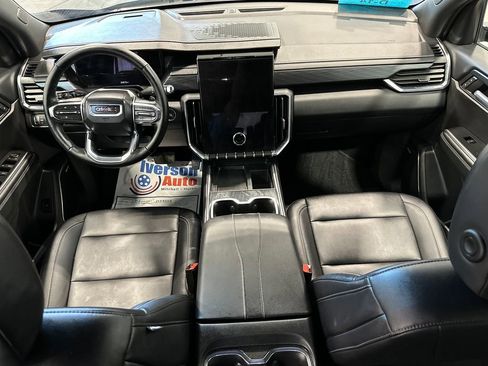 Used 2025 GMC Acadia Elevation w/ Elevation Premium Package image 29