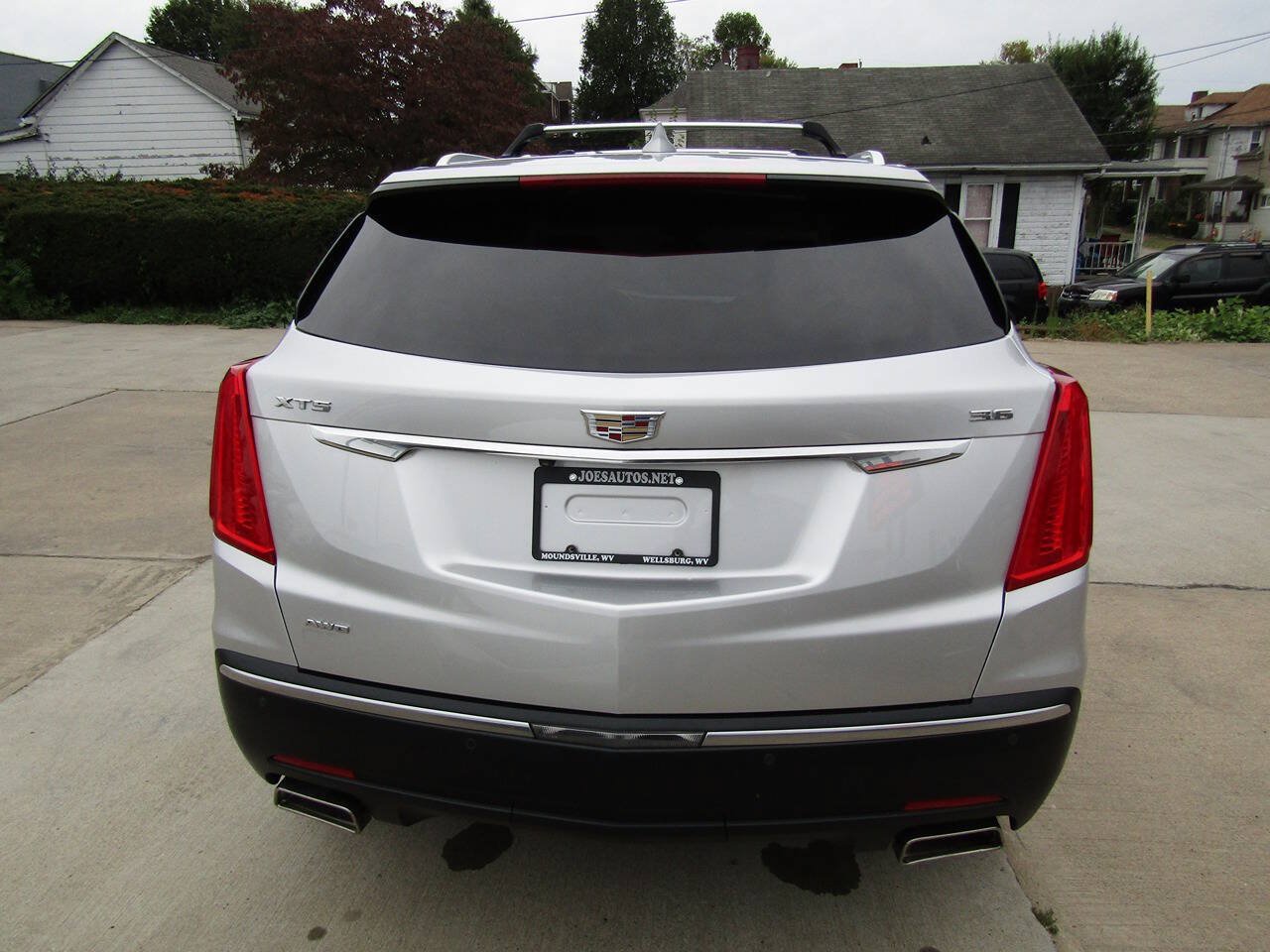 Used 2017 Cadillac XT5 Luxury AWD/4WD image 4