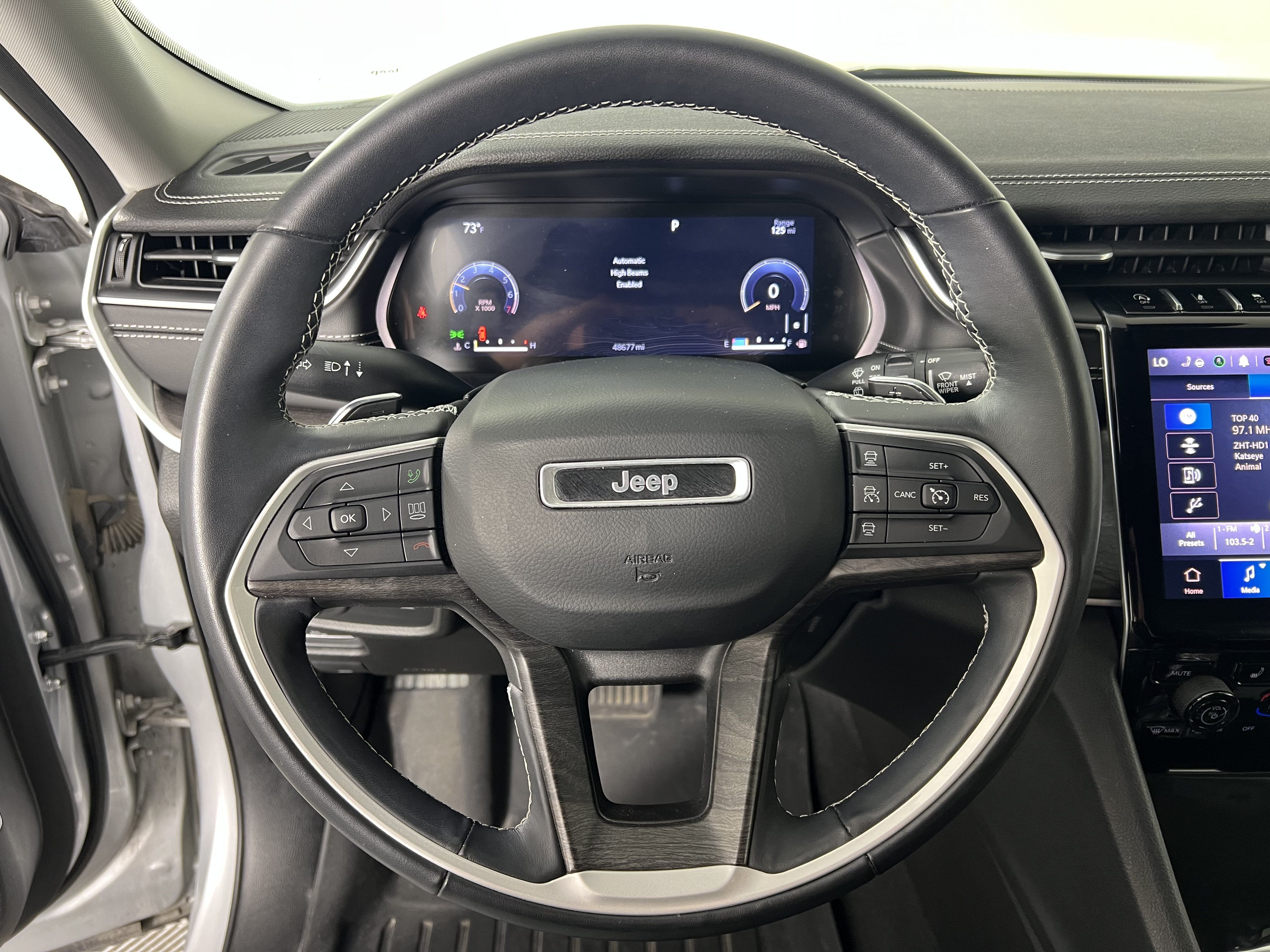 Used 2021 Jeep Grand Cherokee L Limited AWD/4WD image 27