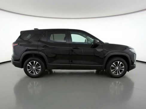 Used 2025 Chevrolet Equinox LT image 11