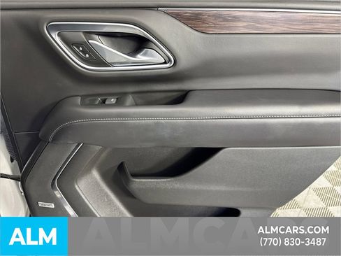 Used 2022 Chevrolet Tahoe Z71 w/ Z71 Off-Road Package image 19