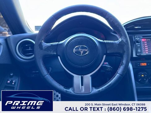 Used 2014 Scion FR-S RWD image 18