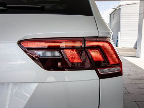 Certified 2023 Volkswagen Tiguan SE R-Line FWD image 14