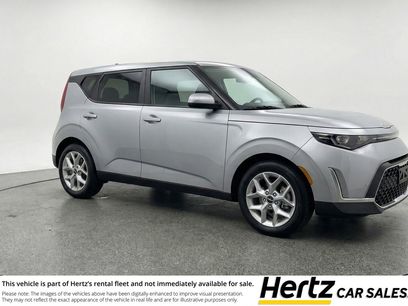 Used 2025 Kia Soul LX w/ LX Technology Package