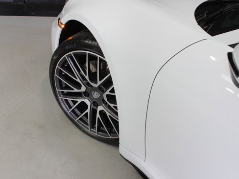 Used 2022 Porsche 911 Carrera S image 39