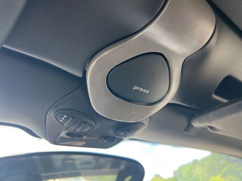 Used 2010 Porsche Boxster S RWD image 11