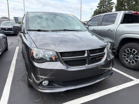 Used 2019 Dodge Grand Caravan GT FWD image 5