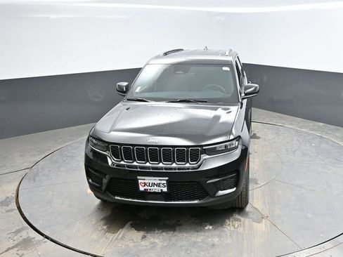 New 2026 Jeep Grand Cherokee Laredo AWD/4WD image 35