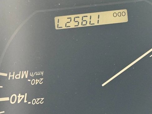 Used 2005 Lexus RX 330 AWD image 21