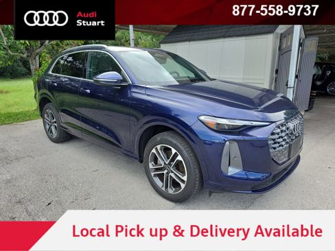 Used 2025 Audi Q5 Premium w/ Convenience Package AWD/4WD image 1