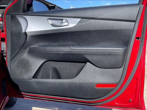 Used 2023 Kia Forte LXS image 22