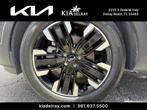 Used 2023 Kia Telluride SX Prestige AWD/4WD image 35