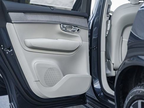 New 2026 Volvo XC90 B6 Ultra w/ Protection Package Premier image 35