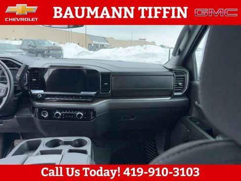 Used 2024 GMC Sierra 1500 Elevation image 16