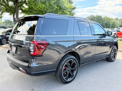 Used 2023 Ford Expedition Limited AWD/4WD image 10