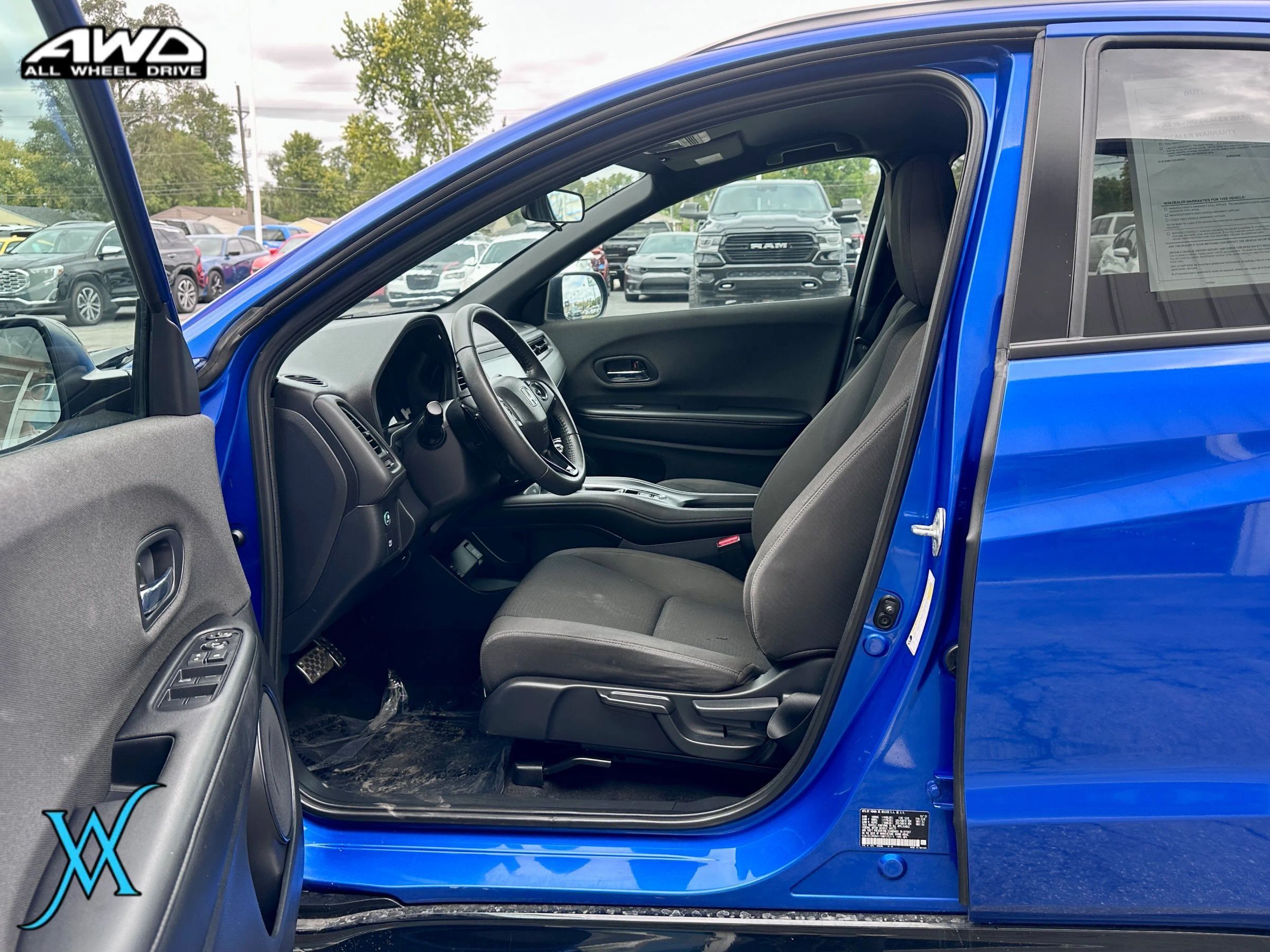 Used 2022 Honda HR-V Sport image 12