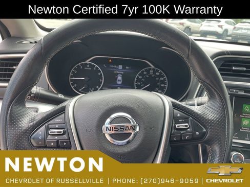 Used 2022 Nissan Maxima SV w/ Floor Mat Group FWD image 12
