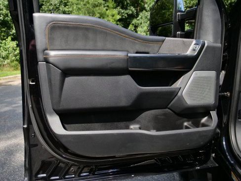 Used 2024 Ford F450 Platinum w/ FX4 Off-Road Package AWD/4WD image 32