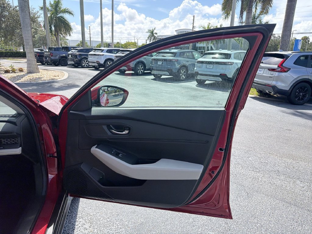 Certified 2024 Honda Accord EX image 37