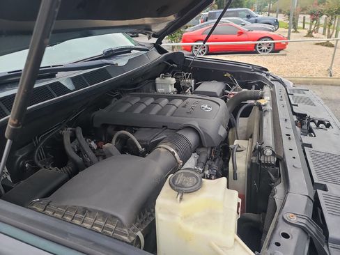 Used 2014 Toyota Tundra Limited image 36