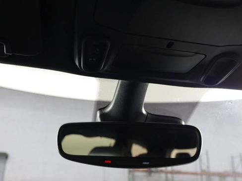 Used 2025 Chrysler Pacifica Limited FWD image 20