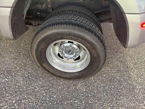 Used 2023 Ford F350 Lariat w/ Lariat Ultimate Package image 21