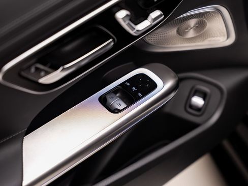 Used 2025 Mercedes-Benz CLE 53 AMG 4MATIC Coupe w/ AMG Night Package image 58