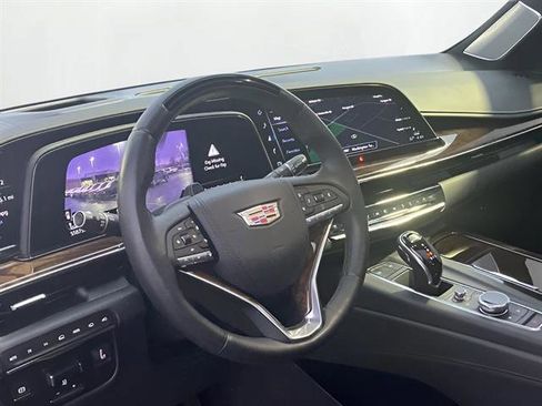 Certified 2022 Cadillac Escalade Premium Luxury Platinum image 12