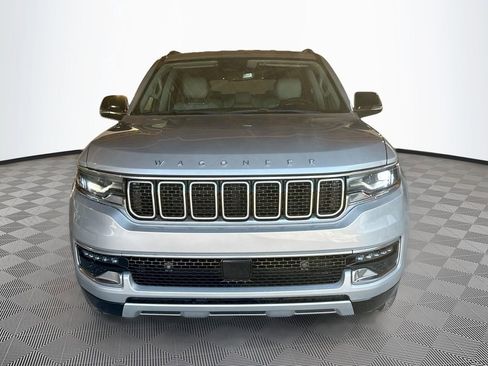 Used 2024 Jeep Wagoneer Series II w/ Flexible Seating Group image 2